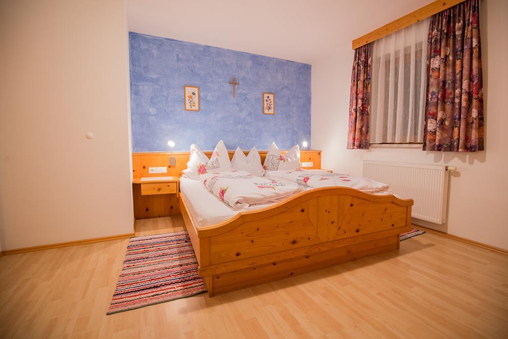 Haus Alpengruss Apartamento Neustift im Stubaital Exterior foto